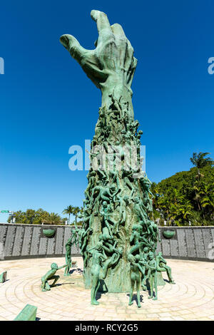 Miami Beach, Florida, EE.UU. - Enero 10th, 2019, el Memorial del Holocausto. El monumento consta de varios elementos. El punto focal es la de 13 metros (42 Foto de stock