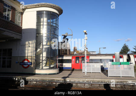 La estación East Finchley Foto de stock