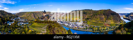 Alemania, Renania-Palatinado, Cochem, río Mosela, Cochem castillo imperial Foto de stock