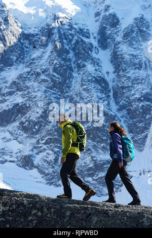 Los alpinistas, Chamonix, Ródano-Alpes, Francia Foto de stock