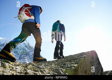 Los alpinistas, Chamonix, Ródano-Alpes, Francia Foto de stock