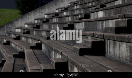 Firminy, Stadion, Le Corbusier, 1966-1969, Tribünensitzplätze Posthum Foto de stock