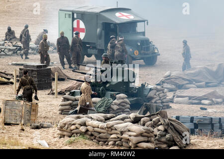 Segunda Guerra Mundial, Segunda Guerra Mundial, Segunda Guerra Mundial, WW2  BBC WAR WORLD TWO drama llamado World on Fire. Cientos de personal de  producción, actores, soldados y vehículos militares se han trasladado