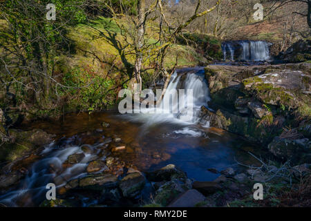 Blaen-y-Glyn cascadas en Brecon Beacons, Gales Foto de stock