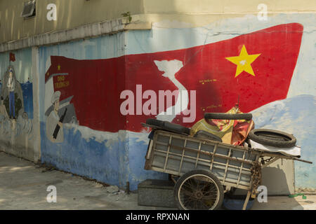 La propaganda política en la ciudad de Ho Chi Minh, Vietnam Foto de stock