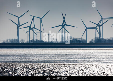 Parque eólico instalado, Windkraftanlagen, Nordseeküste, Wattenmeer, im Landkreis Wittmund, Ostfriesland, Niedersachsen,