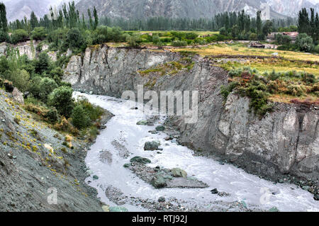 Valle, Kizilsu Oytagh Prefectura, Región Autónoma Uigur de Xinjiang, China Foto de stock