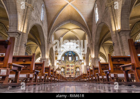 Valencia,España Diciembre 02, 2016: Interior de la Cathedral-Basilica Metropolitana de la Asunción de Nuestra Señora de Valencia Foto de stock
