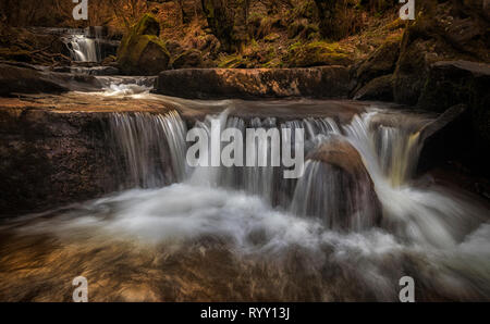 Valle de cascadas en Blaen y Glyn Foto de stock