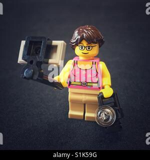 Lego camera fotografías e imágenes de alta resolución - Alamy