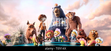 WONDER Park, desde la izquierda: Steve (voz: Juan Oliver), Greta (voz: Mila Kunis), Junio (voz: Brianna Denski), Boomer (voz: Ken Hudson Campbell), cacahuete (voz: Norbert Leo Butz) y Cooper (voz: Ken Jeong), Gus (voz: Kenan Thompson), rodeado por Chimpanzombies, 2019. © Paramount / cortesía Colección Everett