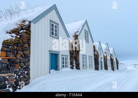 Antiguo islandés Turf Casas, al norte de Islandia