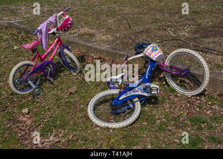 Bicicleta Schwinn azul Fotograf a de stock Alamy