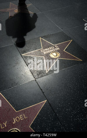 Estrellas en acera en Hollywood Blvd. Paseo de la Fama, Los Angeles, CA Foto de stock