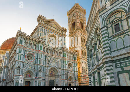 Duomo de Florencia. La Basílica di Santa Maria del Fiore en Florencia, Italia. La catedral de Florencia a la luz de la mañana