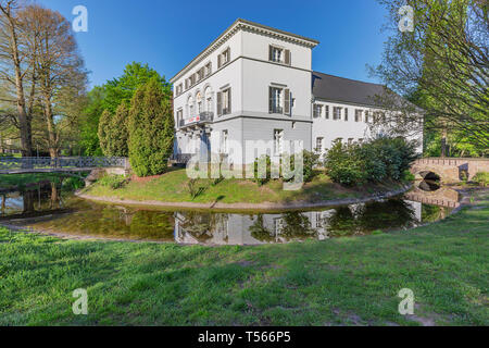 Krefeld Vista A Casa Sollbrueggen Un Ex Caballero Del Asiento