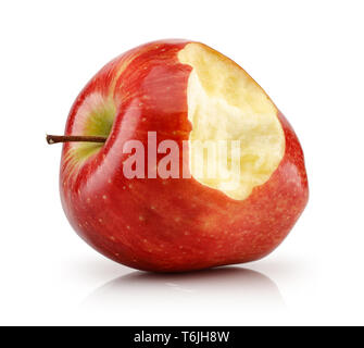 Mordido manzana roja aislado sobre fondo blanco. Foto de stock