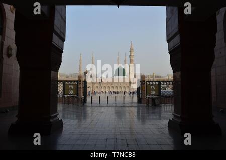 Al-Masjid Al-Nabawi, Al-Madinah Al-Munawwarah, Arabia Saudita - "Traducción : gate 39' Foto de stock