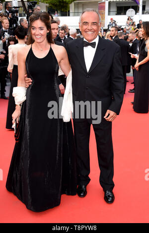 Alberto Barbera Con La Moglie Cannes 17 Maggio 19 El 72 Festival De Cine De Cannes Fotografia De Stock Alamy