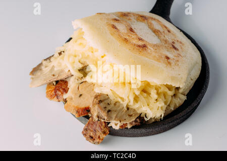 Arepas De Harina De Maíz Comida Tradicional De Calle Rápida