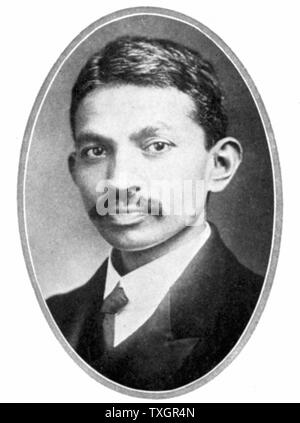 Mohondas Karamchand Gandhi (1869-1948), conocido como el Mahatma (gran alma), como un hombre joven. El líder nacionalista indio y organizador del movimiento no-cooperativo contra la dominación británica en la India