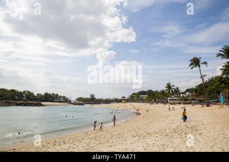 El Siloso Beach en la isla de Sentosa, Singapur Foto de stock