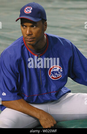 Moises Alou of the Chicago Cubs before a 2002 MLB season game against the  Los Angeles Dodgers at Dodger Stadium, in Los Angeles, California. (Larry  Goren/Four Seam Images via AP Images Stock