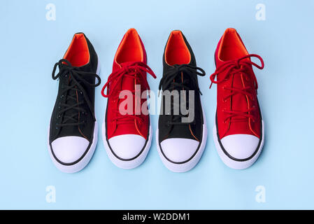 {keywor d} zapatillas rojas y negras de gimnasia adidas
