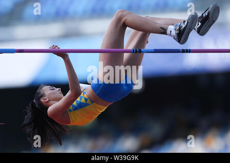 Iryna Gerashchenko de Ucrania salto alto femenino durante la