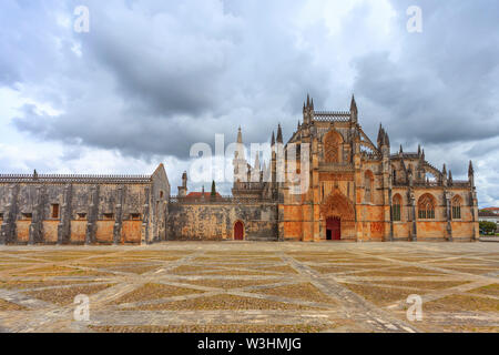 Sepulcro de Juan I de Portugal y Philippa de Lancaster (Monasterio de Batalha) Foto de stock