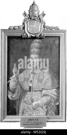 Pío VI, el Papa Pío VI, 1717-1799, pintura, óleo sobre lienzo, altura 180 cm (70,8 pulgadas), ancho de 95 cm (37,4 pulgadas) Foto de stock