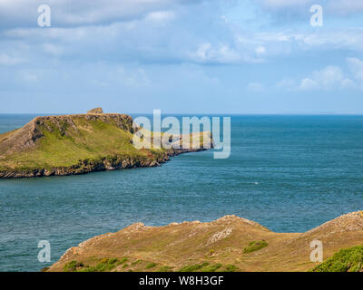 Gusanos como se ve desde la cabeza clifftops en Rhossili. AONB, Gower, Wales, Reino Unido. Foto de stock