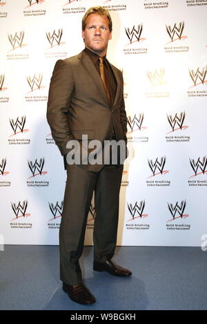 World Wrestling Entertainment (WWE) luchador profesional Chris Jericho posa en una conferencia de prensa del primer WWE Live Tour en Expo Park en Shangha Foto de stock