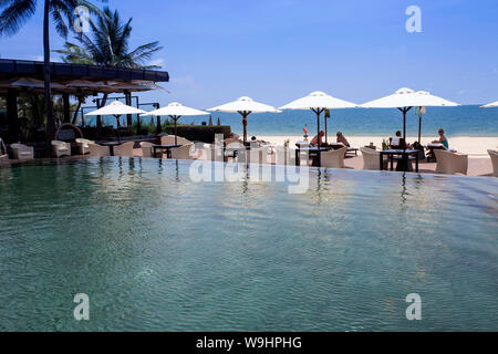 Piscina ,Anantara-Resort & Spa, Mui Ne, Vietnam,asia , 30074641 Foto de stock