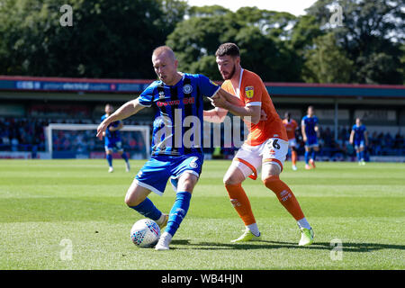 Rochdale, Reino Unido. 24 Aug, 2019. El Rochdale centrocampista Esteban ...