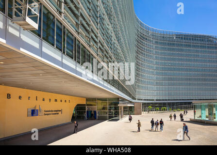 Edificio de la sede de la Comisión Europea, la UE Edificio Berlaymont de Bruselas, Bélgica, Europa