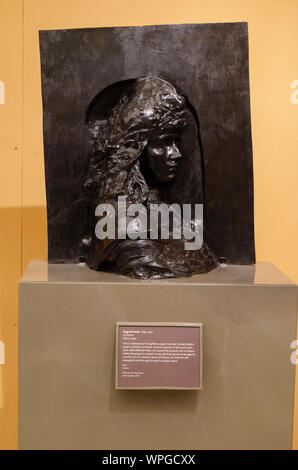 La France | Auguste Rodin | escultura de bronce | Altura: 63,5 cm, ancho: 55,9 cm, Peso: 23 kg | busto Foto de stock