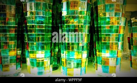 Close-up de vasos apilados en el cuadro Close-up de vasos apilados en el cuadro