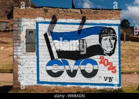 Elecciones político boliviano para la presidencia en 2019, la publicidad para el presidente Evo Morales, el Movimiento al Socialismo, MAS, parte. Foto de stock