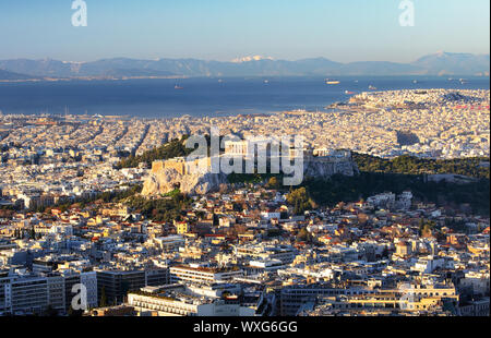 Grecia - Atenas skyline con la Acrópolis Foto de stock