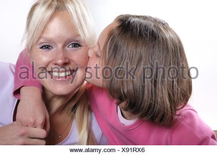 La complicidad entre madre e hija.