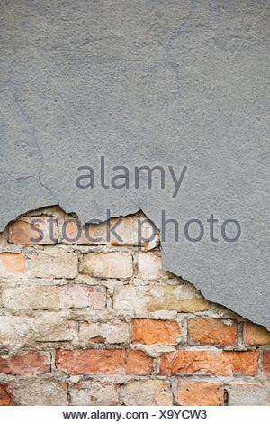 pared rota Fotografía de stock - Alamy