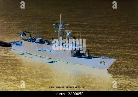 USS LEWIS B. PULLER (FFG-23) Banque D'Images