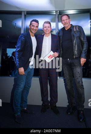 Erol Sander, Axel Kahn und Ralf Moeller beim Pixx Lounge Event in den Sky Lounge Studios von radio antenne Frankfurt in den City Gates. Francfort, 12. Banque D'Images