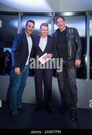 Erol Sander, Axel Kahn und Ralf Moeller beim Pixx Lounge Event in den Sky Lounge Studios von radio antenne Frankfurt in den City Gates. Francfort, 12. Banque D'Images