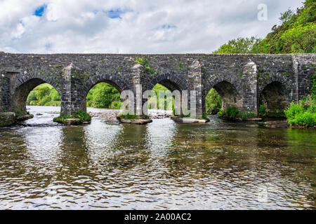 Landacre Pont sur la rivière Barle Banque D'Images