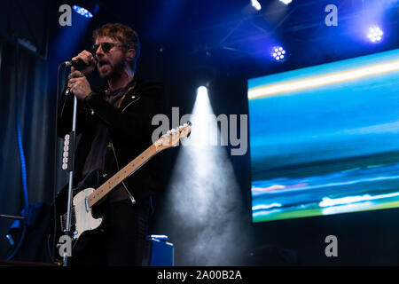 Groupe canadien The Trews effectuant à l'inaugural Summerset Music & Arts Festival à Fort Langley de Langley, C.-B., le 30 août 2019 Banque D'Images