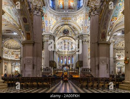 Vue de l'intérieur, la Basilique Santa Maria Maggiore, Vieille Ville, Bergame, Lombardie, Italie Banque D'Images