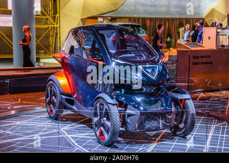 Francfort, Allemagne - Sept 2019 : Siège noir MINIMO est un concept de quadricycles électriques, IAA International Motor Show Salon International de l'auto. Banque D'Images