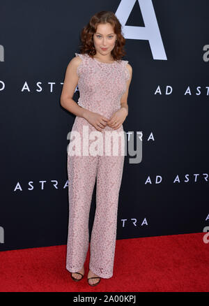 Los Angeles, USA. 18 Sep, 2018. Mina Sundwall 077 arrive à la première de la 20th Century Fox's 'Ad Astra' au Cinerama Dome le 18 septembre 2018 à Los Angeles, Californie. Credit : Tsuni/USA/Alamy Live News Banque D'Images